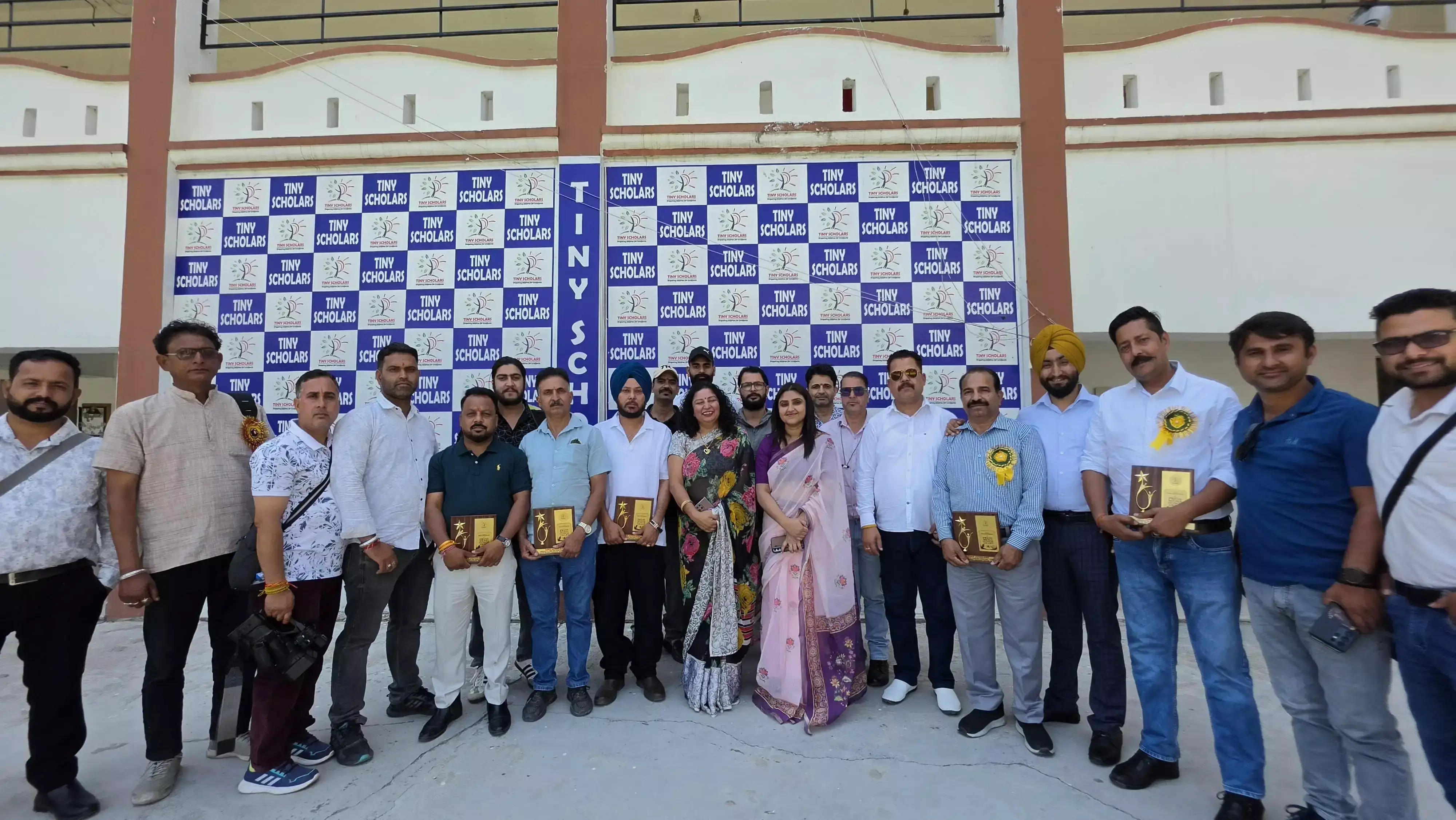 Kathua: विश्व प्रेस स्वतंत्रता दिवस पर कठुआ में पत्रकार सम्मान समारोह Kathua: विश्व प्रेस स्वतंत्रता दिवस पर कठुआ में पत्रकार सम्मान समारोह