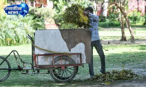 Jalandhar: ग्राम पंचायतों को दिया गया कचरा मुक्त गांव बनाने का प्रशिक्षण Jalandhar: ग्राम पंचायतों को दिया गया कचरा मुक्त गांव बनाने का प्रशिक्षण