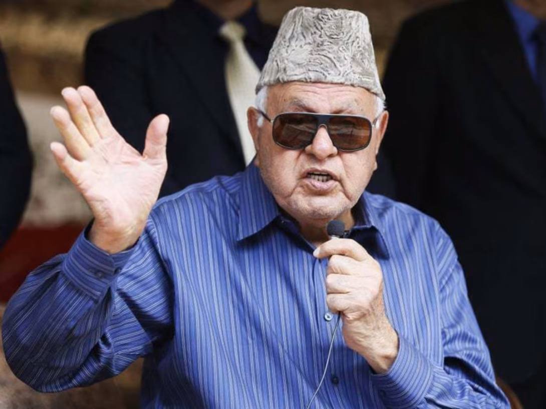Srinagar: फारूक अब्दुल्ला ने युद्ध को लेकर जताई चिंता Srinagar: फारूक अब्दुल्ला ने युद्ध को लेकर जताई चिंता