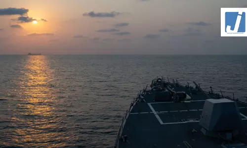 IRGC का ऐलान: US की धमकियां बेअसर, अब होर्मुज से सुरक्षित मार्ग सुनिश्चित करेंगे IRGC का ऐलान: US की धमकियां बेअसर, अब होर्मुज से सुरक्षित मार्ग सुनिश्चित करेंगे