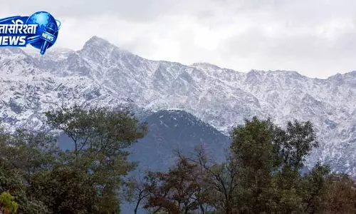Dhauladhar-Kangra में ठंडक बढ़ी, मई में बर्फबारी और बारिश का असर