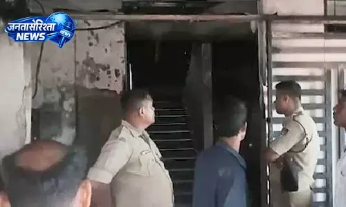 भुवनेश्वर में भीषण आग, SCB में नाबालिग लड़की की मौत, कुल मृतक तीन भुवनेश्वर में भीषण आग, SCB में नाबालिग लड़की की मौत, कुल मृतक तीन