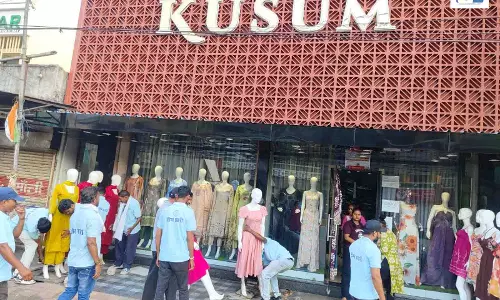 टीम प्रहरी अभियान: लाखेनगर से सुन्दर नगर मार्ग तक अतिक्रमण मुक्त कार्रवाई टीम प्रहरी अभियान: लाखेनगर से सुन्दर नगर मार्ग तक अतिक्रमण मुक्त कार्रवाई