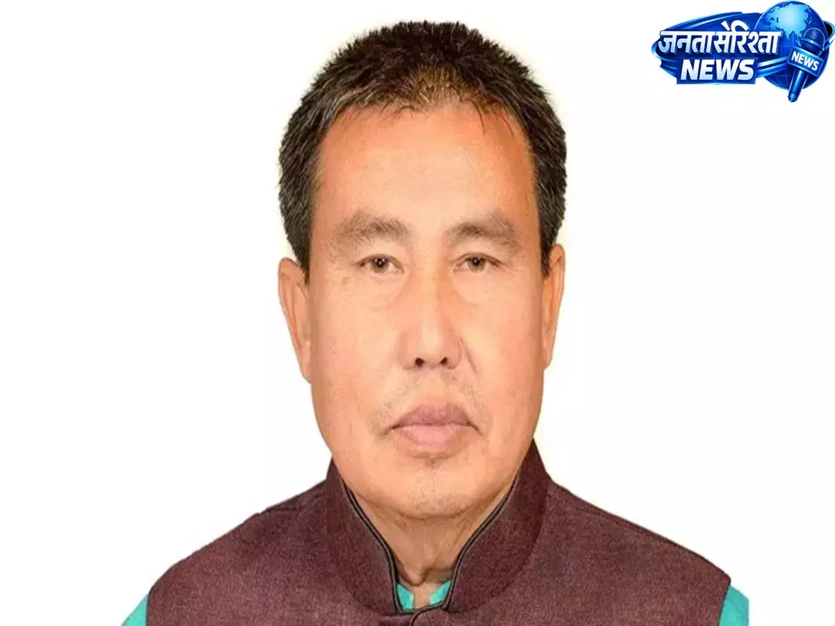 Manipur: बीजेपी विधायक पर रेलवे इंजीनियर को थप्पड़ मारने का आरोप Manipur: बीजेपी विधायक पर रेलवे इंजीनियर को थप्पड़ मारने का आरोप