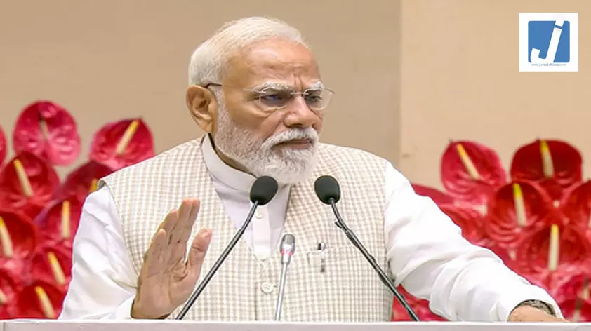 पीएम मोदी ने सुप्रीम कोर्ट में जजों की संख्या बढ़ाने के फैसले को सराहा, बोले- लोगों को मिलेगा त्वरित न्याय पीएम मोदी ने सुप्रीम कोर्ट में जजों की संख्या बढ़ाने के फैसले को सराहा, बोले- लोगों को मिलेगा त्वरित न्याय