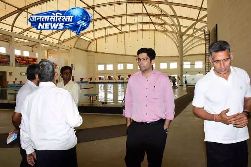 Karnal DC ने स्मार्ट सिटी के कामों का निरीक्षण किया, डेडलाइन तय की Karnal DC ने स्मार्ट सिटी के कामों का निरीक्षण किया, डेडलाइन तय की