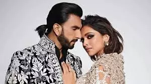 Ranveer Singh on dad duty? दीपिका पादुकोण की किंग शूट से फैंस ने देखा एक्टर का ताज़ा लीक वीडियो Ranveer Singh on dad duty? दीपिका पादुकोण की किंग शूट से फैंस ने देखा एक्टर का ताज़ा लीक वीडियो
