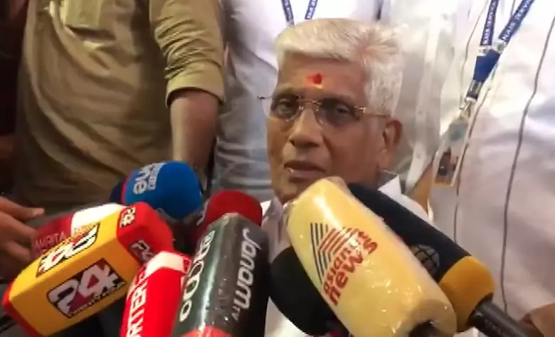 केरल राजनीति पर NSS प्रमुख का बयान, UDF की जीत को जनता की नाराजगी का परिणाम बताया केरल राजनीति पर NSS प्रमुख का बयान, UDF की जीत को जनता की नाराजगी का परिणाम बताया