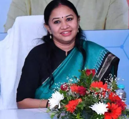 IAS पद्मिनी भोई साहू सारंगढ़ कलेक्टर बनी, रायपुर संभाग आयुक्त IAS श्याम लाल धावड़े बने IAS पद्मिनी भोई साहू सारंगढ़ कलेक्टर बनी, रायपुर संभाग आयुक्त IAS श्याम लाल धावड़े बने