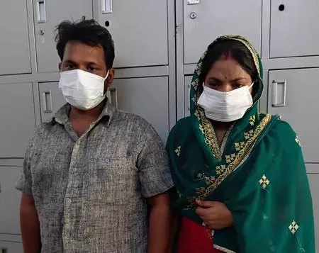 युवक-युवती के तीन मंजिला मकान से गिरने का मामला, पति-पत्नी गिरफ्तार युवक-युवती के तीन मंजिला मकान से गिरने का मामला, पति-पत्नी गिरफ्तार