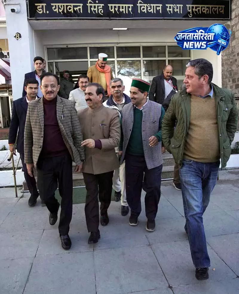 Himachal: कांग्रेस की राजनीतिक तस्वीर, दक्षिण में बढ़त, उत्तर में संघर्ष Himachal: कांग्रेस की राजनीतिक तस्वीर, दक्षिण में बढ़त, उत्तर में संघर्ष