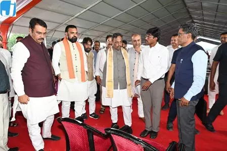 पटना : सीएम सम्राट चौधरी ने मंत्रिमंडल विस्तार कार्यक्रम स्थल का किया निरीक्षण पटना : सीएम सम्राट चौधरी ने मंत्रिमंडल विस्तार कार्यक्रम स्थल का किया निरीक्षण