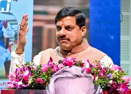 मध्य प्रदेश में किसानों के साथ अन्याय किसी भी कीमत पर बर्दाश्त नहीं: सीएम मोहन यादव मध्य प्रदेश में किसानों के साथ अन्याय किसी भी कीमत पर बर्दाश्त नहीं: सीएम मोहन यादव