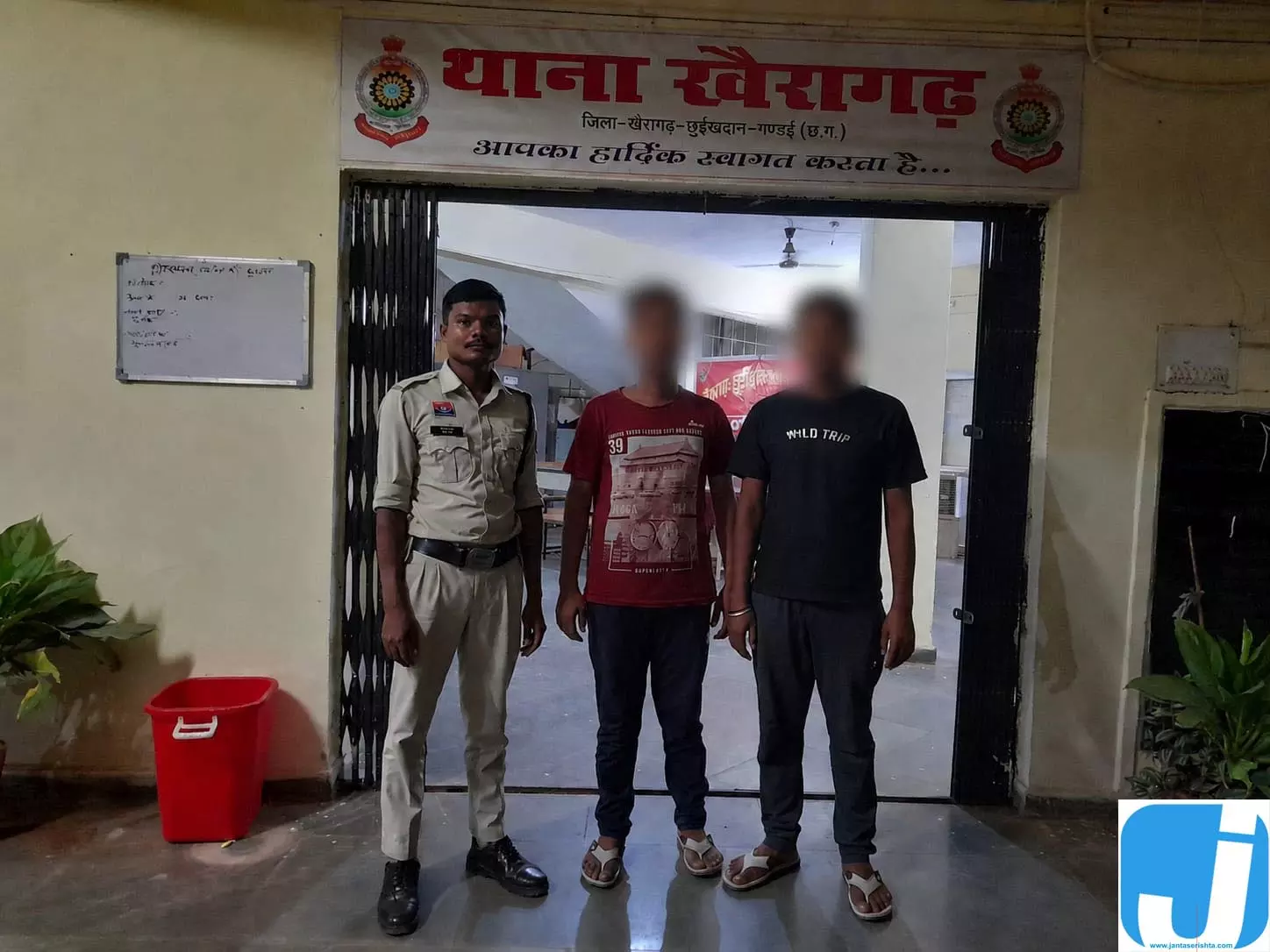 पुलिस की त्वरित कार्रवाई, 6 घंटे में लापता नाबालिग सकुशल बरामद पुलिस की त्वरित कार्रवाई, 6 घंटे में लापता नाबालिग सकुशल बरामद
