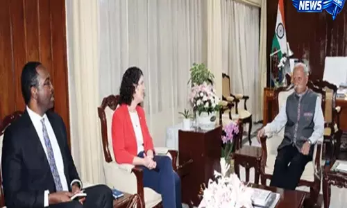 Itanagar: अमेरिकी प्रतिनिधि की राज्यपाल से महत्वपूर्ण बैठक Itanagar: अमेरिकी प्रतिनिधि की राज्यपाल से महत्वपूर्ण बैठक