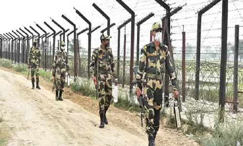 पंजाब में हाई अलर्ट जारी, BSF की चौकसी बढ़ी पंजाब में हाई अलर्ट जारी, BSF की चौकसी बढ़ी