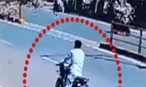वकील के मुंशी का बाइक चोरी, कोर्ट पार्किंग स्थल से पार