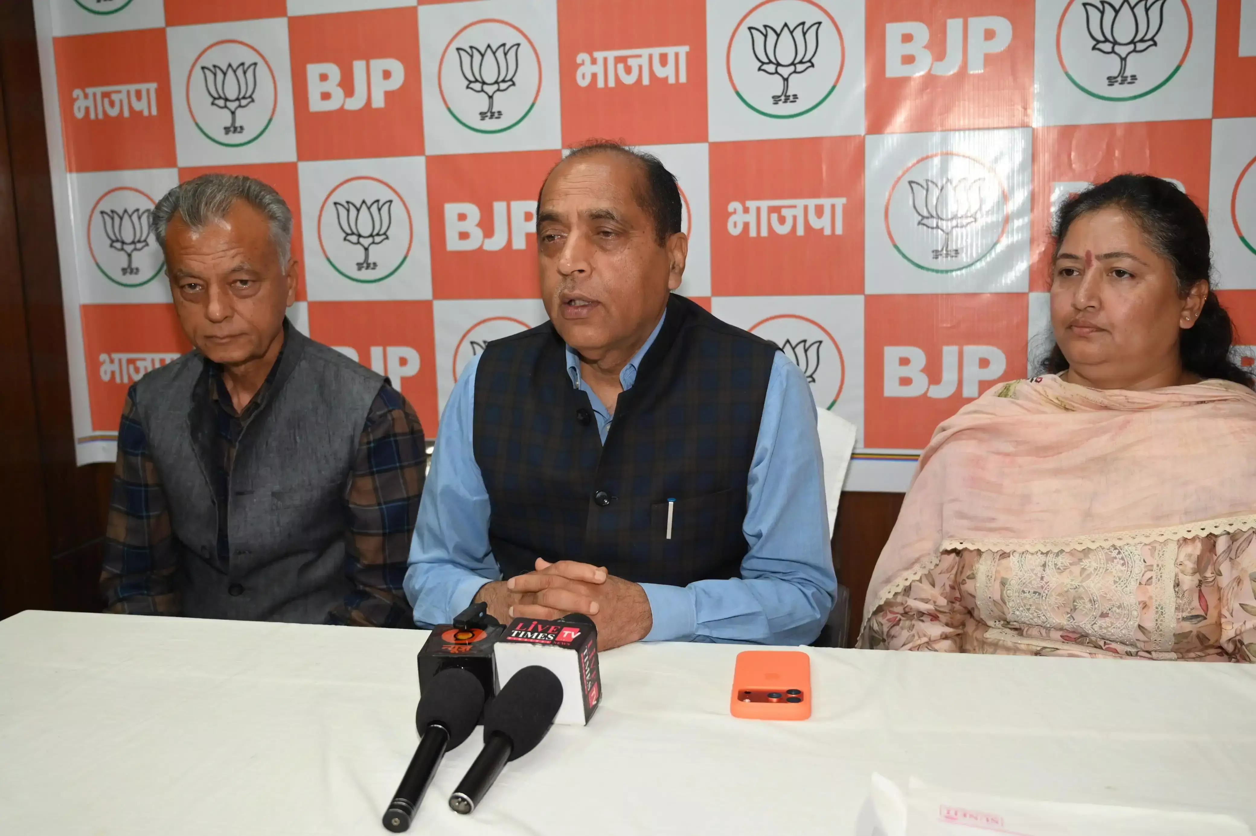 Mandi: दौंहदी वार्ड के लोगों के साथ कांग्रेस ने किया खेला: जयराम Mandi: दौंहदी वार्ड के लोगों के साथ कांग्रेस ने किया खेला: जयराम
