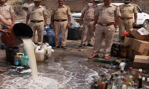 Jaipur: अवैध शराब के खिलाफ अभियान में 172 आरोपी गिरफ्तार Jaipur: अवैध शराब के खिलाफ अभियान में 172 आरोपी गिरफ्तार