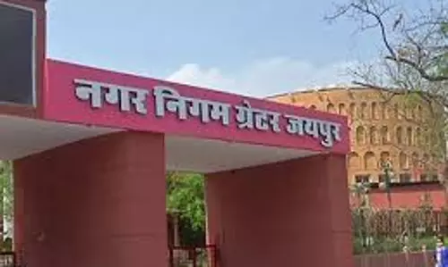 Jaipur: निगम ने एरियल केबल हटाने की कार्रवाई शुरू की Jaipur: निगम ने एरियल केबल हटाने की कार्रवाई शुरू की