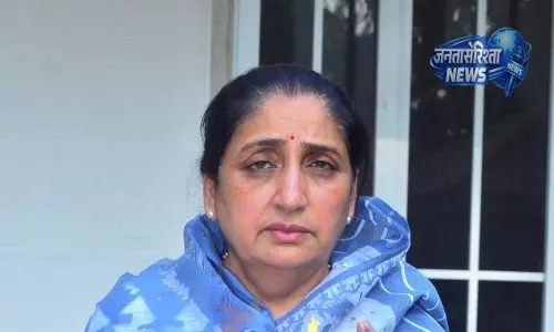 Baramati उपचुनाव में जीत के बाद सुनेत्रा पवार ने राज्यसभा से दिया इस्तीफा Baramati उपचुनाव में जीत के बाद सुनेत्रा पवार ने राज्यसभा से दिया इस्तीफा