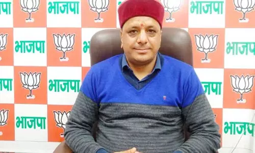 Dehradun: ठगी प्रकरण पर सियासत तेज, भाजपा का पलटवार Dehradun: ठगी प्रकरण पर सियासत तेज, भाजपा का पलटवार