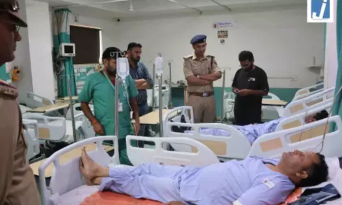 पुलिस एनकाउंटर में ढेर हुए दो बदमाश, कारोबारी के घर डकैती डाले थे पुलिस एनकाउंटर में ढेर हुए दो बदमाश, कारोबारी के घर डकैती डाले थे