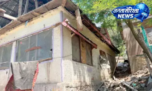 ऑपरेशन सिंदूर के बाद Uri का बांदी गांव स्थिरता की ओर बढ़ रहा ऑपरेशन सिंदूर के बाद Uri का बांदी गांव स्थिरता की ओर बढ़ रहा