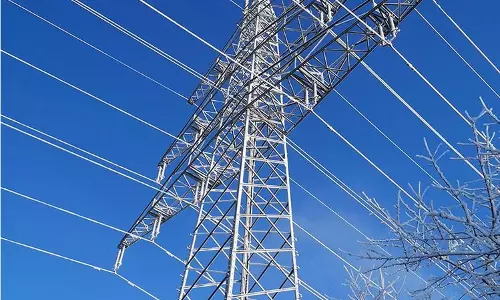 110 KV लाइन का खंभा गिरा, वलारा–पटायाडम्पू क्षेत्र में हड़कंप