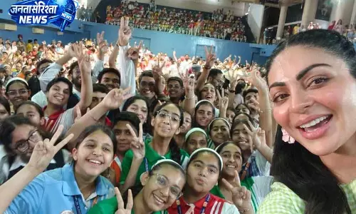 Ludhiana: नीरू बाजवा की उपस्थिति से जवाक स्कूल में उमड़ा उत्साह Ludhiana: नीरू बाजवा की उपस्थिति से जवाक स्कूल में उमड़ा उत्साह