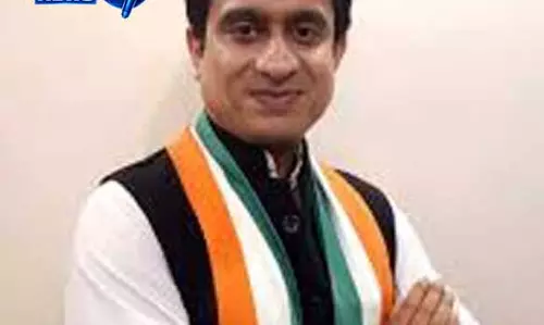 IYC chief ने केंद्र से जम्मू-कश्मीर के राज्य दर्जे पर कार्रवाई की मांग की IYC chief ने केंद्र से जम्मू-कश्मीर के राज्य दर्जे पर कार्रवाई की मांग की