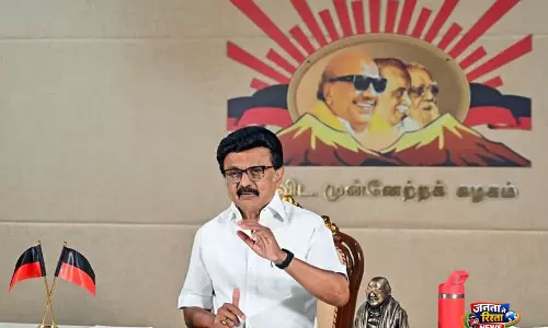तमिलनाडु की त्रिशंकु विधानसभा: TVK को समर्थन देने पर DMK ने कांग्रेस पर विश्वासघात का आरोप लगाया तमिलनाडु की त्रिशंकु विधानसभा: TVK को समर्थन देने पर DMK ने कांग्रेस पर विश्वासघात का आरोप लगाया