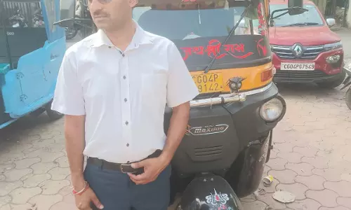 सिविल लाइन थाना क्षेत्र में ऑटो चोरी का पर्दाफाश, आरोपी गिरफ्तार सिविल लाइन थाना क्षेत्र में ऑटो चोरी का पर्दाफाश, आरोपी गिरफ्तार