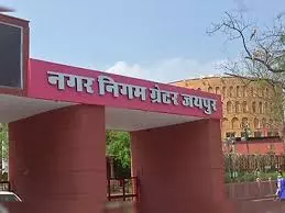 Jaipur: निगम ने एरियल केबल हटाने की कार्रवाई शुरू की Jaipur: निगम ने एरियल केबल हटाने की कार्रवाई शुरू की