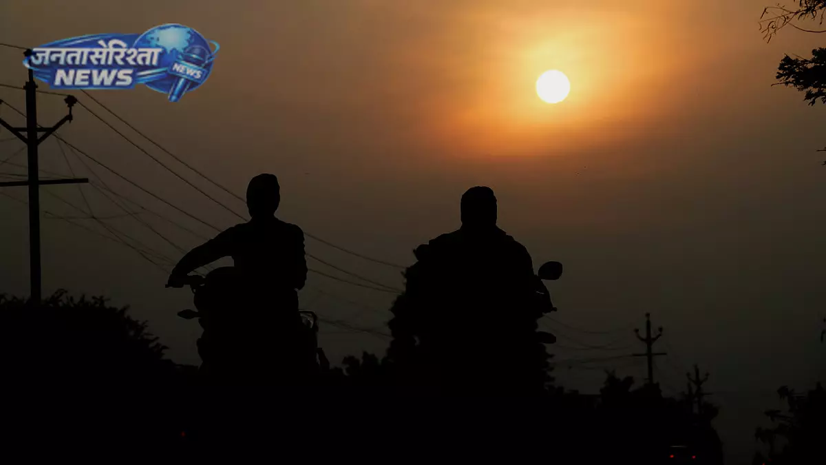 MP : 7 दिन से मौसम का कहर, कई जिलों में आंधी-तूफान और बारिश जारी MP : 7 दिन से मौसम का कहर, कई जिलों में आंधी-तूफान और बारिश जारी