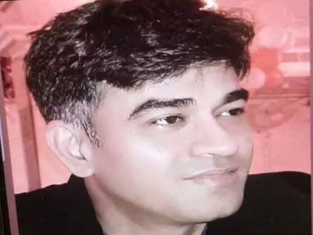 सात साल से सुवेंदु अधिकारी की परछाई बनकर रहे चंद्रनाथ रथ, छात्र जीवन में बनना चाहते थे संन्यासी सात साल से सुवेंदु अधिकारी की परछाई बनकर रहे चंद्रनाथ रथ, छात्र जीवन में बनना चाहते थे संन्यासी