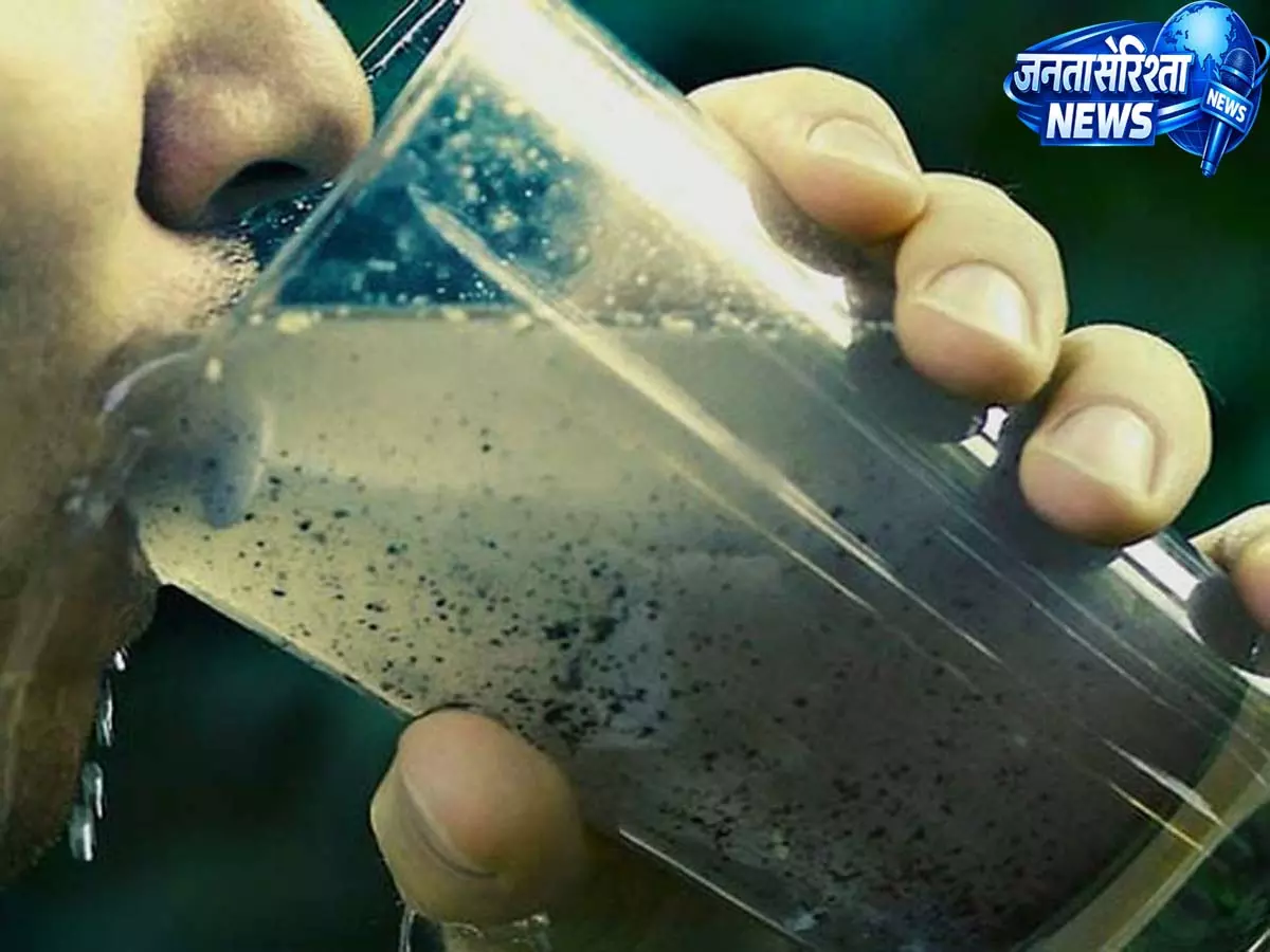 Mathura: यूपी में दूषित पानी पीने से दर्जनों लोग बीमार Mathura: यूपी में दूषित पानी पीने से दर्जनों लोग बीमार