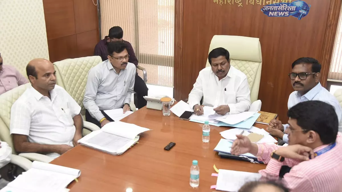 Mumbai ; कंटेनर टर्मिनल्स में 113 गार्ड्स की छंटनी पर जांच के आदेश Mumbai ; कंटेनर टर्मिनल्स में 113 गार्ड्स की छंटनी पर जांच के आदेश
