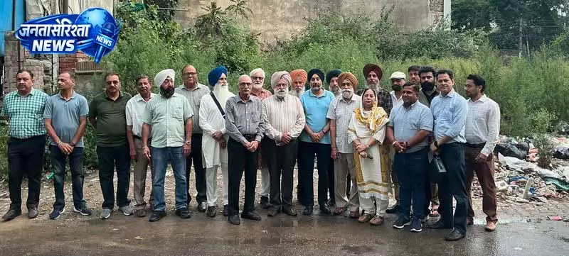 Jalandhar में कचरा प्रबंधन की अवहेलना पर जनता का प्रबल विरोध Jalandhar में कचरा प्रबंधन की अवहेलना पर जनता का प्रबल विरोध