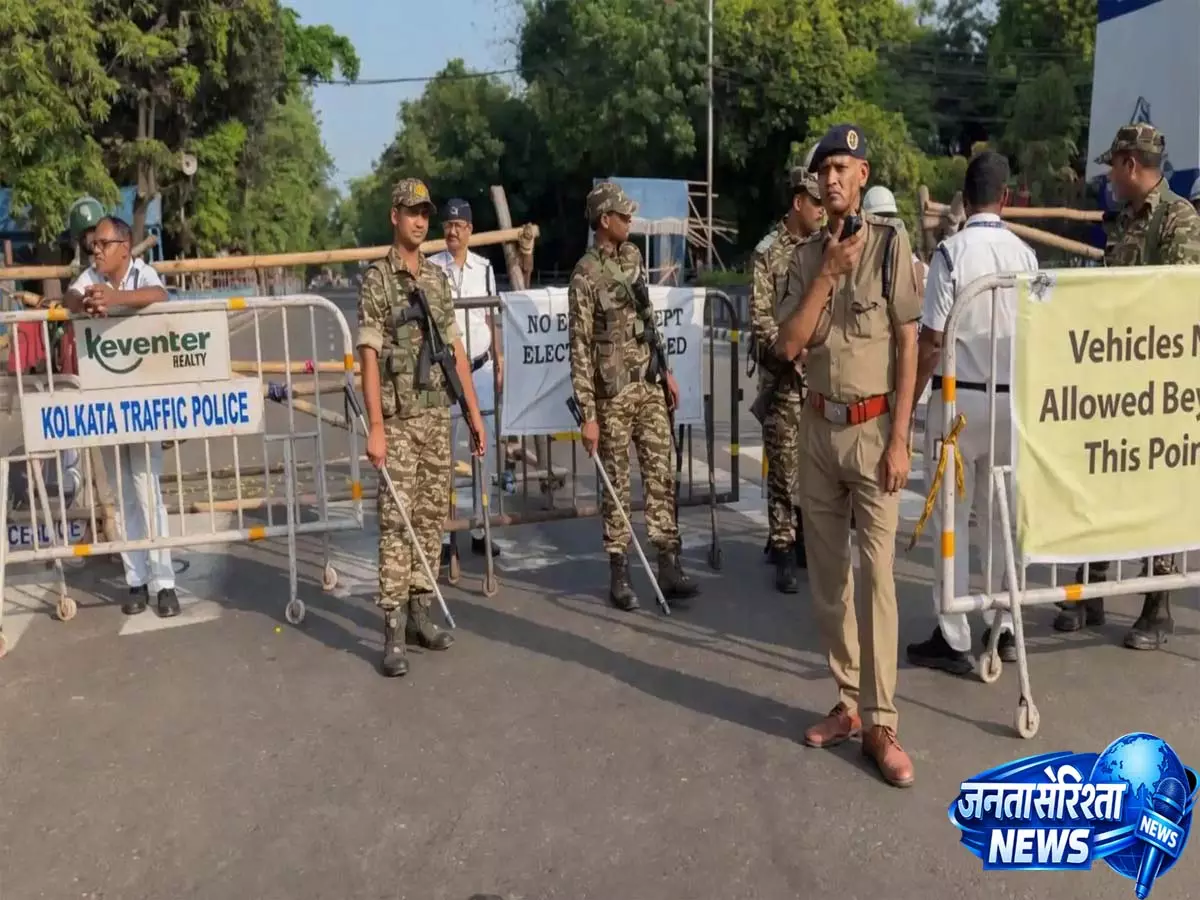 RG Car victim की मां रत्ना देबनाथ के घर के पास बम धमाके में 5 बीजेपी कार्यकर्ता घायल RG Car victim की मां रत्ना देबनाथ के घर के पास बम धमाके में 5 बीजेपी कार्यकर्ता घायल