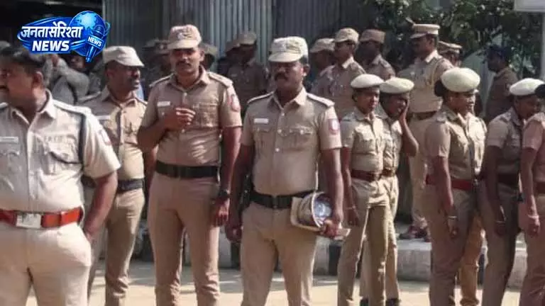 Tamil Nadu में नई सरकार गठन की तैयारी के बीच 2 एसपी स्पेशल ड्यूटी पर तैनात Tamil Nadu में नई सरकार गठन की तैयारी के बीच 2 एसपी स्पेशल ड्यूटी पर तैनात