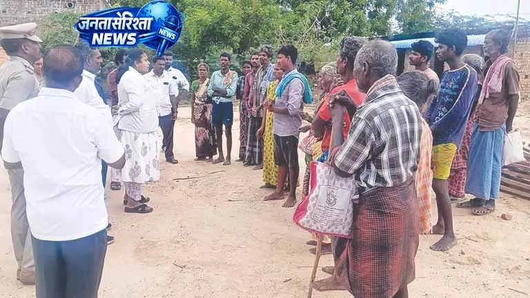 Tamil Nadu: कुड्डालोर ईंट भट्टे में बाल और वयस्क मजदूरों की राहत, 28 बच्चे भी शामिल Tamil Nadu: कुड्डालोर ईंट भट्टे में बाल और वयस्क मजदूरों की राहत, 28 बच्चे भी शामिल
