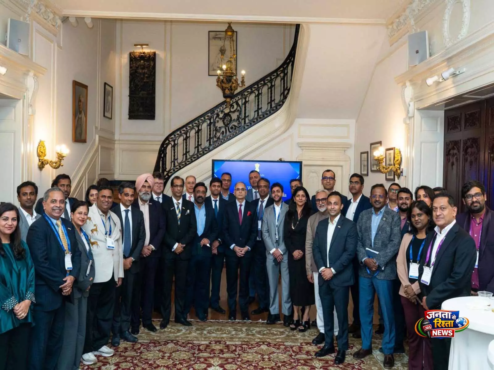 अमेरिका में भारतीय राजदूत ने सेलेक्ट USA समिट के लिए आए भारतीय प्रतिनिधिमंडल के साथ बातचीत की अमेरिका में भारतीय राजदूत ने सेलेक्ट USA समिट के लिए आए भारतीय प्रतिनिधिमंडल के साथ बातचीत की