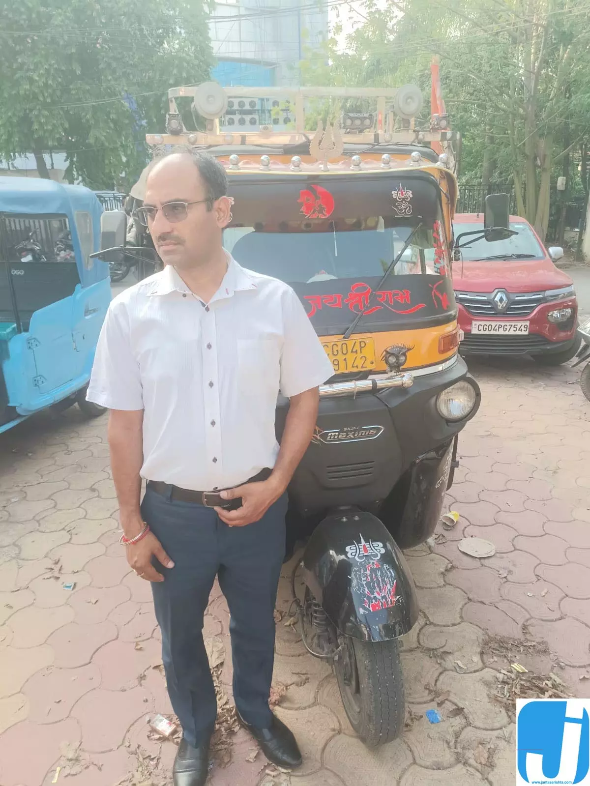 सिविल लाइन थाना क्षेत्र में ऑटो चोरी का पर्दाफाश, आरोपी गिरफ्तार सिविल लाइन थाना क्षेत्र में ऑटो चोरी का पर्दाफाश, आरोपी गिरफ्तार