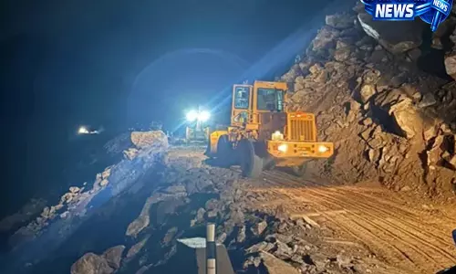 Bomdila: बीआरओ ने सेला सुरंग मार्ग को फिर से खोला Bomdila: बीआरओ ने सेला सुरंग मार्ग को फिर से खोला