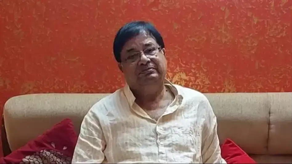 Cooch Behar: तृणमूल नेताओं के पलायन की खबर से राजनीति गरमाई Cooch Behar: तृणमूल नेताओं के पलायन की खबर से राजनीति गरमाई