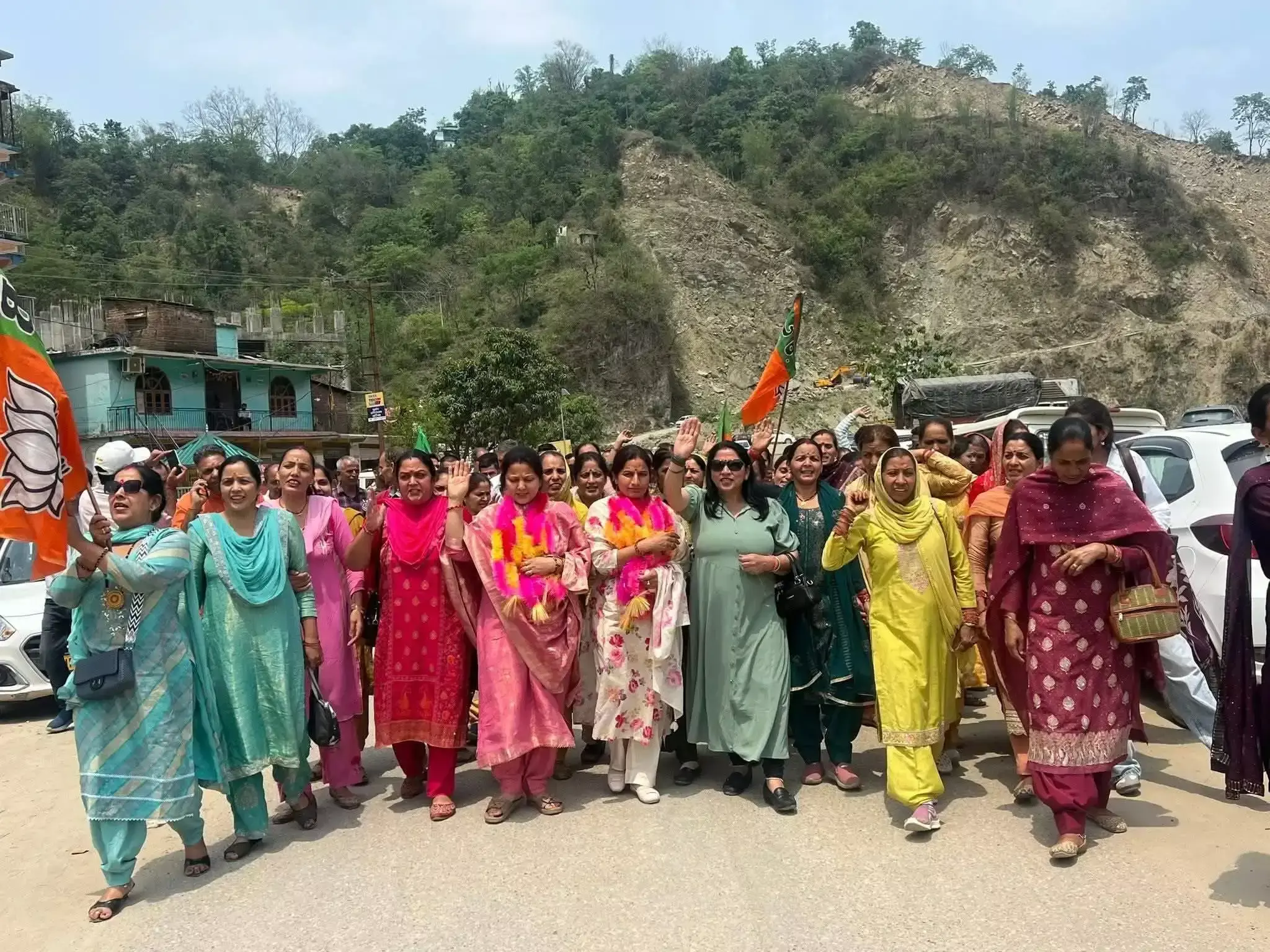 Mandi: मंडी में जिला परिषद चुनाव की प्रक्रिया शुरू Mandi: मंडी में जिला परिषद चुनाव की प्रक्रिया शुरू