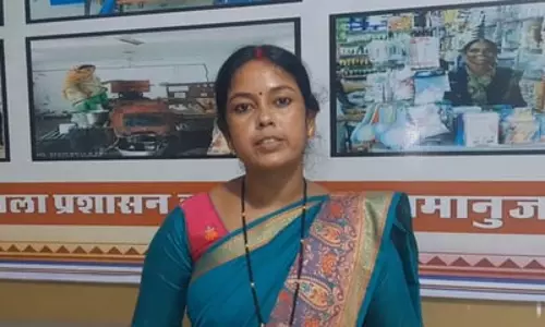 छत्तीसगढ़: पूर्णिमा बनीं लखपति दीदी, एसएचजी से जुड़कर बदली तकदीर छत्तीसगढ़: पूर्णिमा बनीं लखपति दीदी, एसएचजी से जुड़कर बदली तकदीर