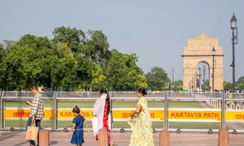 एनसीआर : बादलों और तेज हवाओं के बीच बढ़ेगा गर्मी का असर, अगले तीन दिनों में 38 डिग्री तक पहुंचेगा पारा एनसीआर : बादलों और तेज हवाओं के बीच बढ़ेगा गर्मी का असर, अगले तीन दिनों में 38 डिग्री तक पहुंचेगा पारा