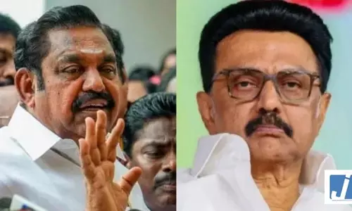 तमिलनाडु में थलपति विजय की सरकार पर सस्पेंस...NDA से बाहर हो सकती है AIADMK तमिलनाडु में थलपति विजय की सरकार पर सस्पेंस...NDA से बाहर हो सकती है AIADMK